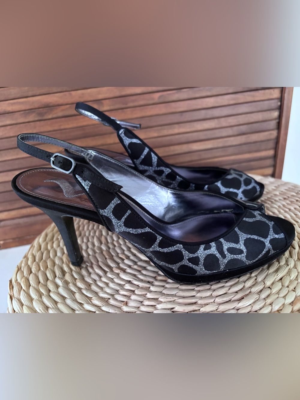 Nina Black & Silver Animal Print Slingback Heels Open Toe, Platform, Leather 8
